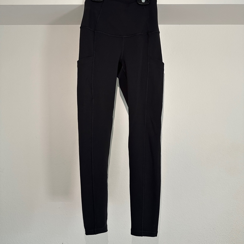 The north face 7/8 tight black XS new